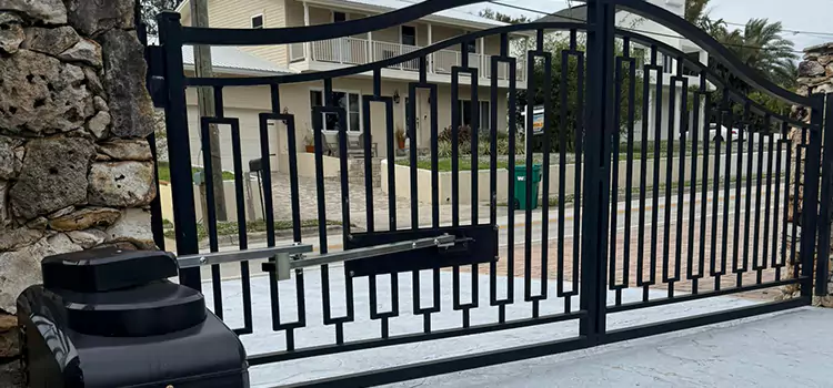 Swing Gate Opener with Keypad Carrollwood